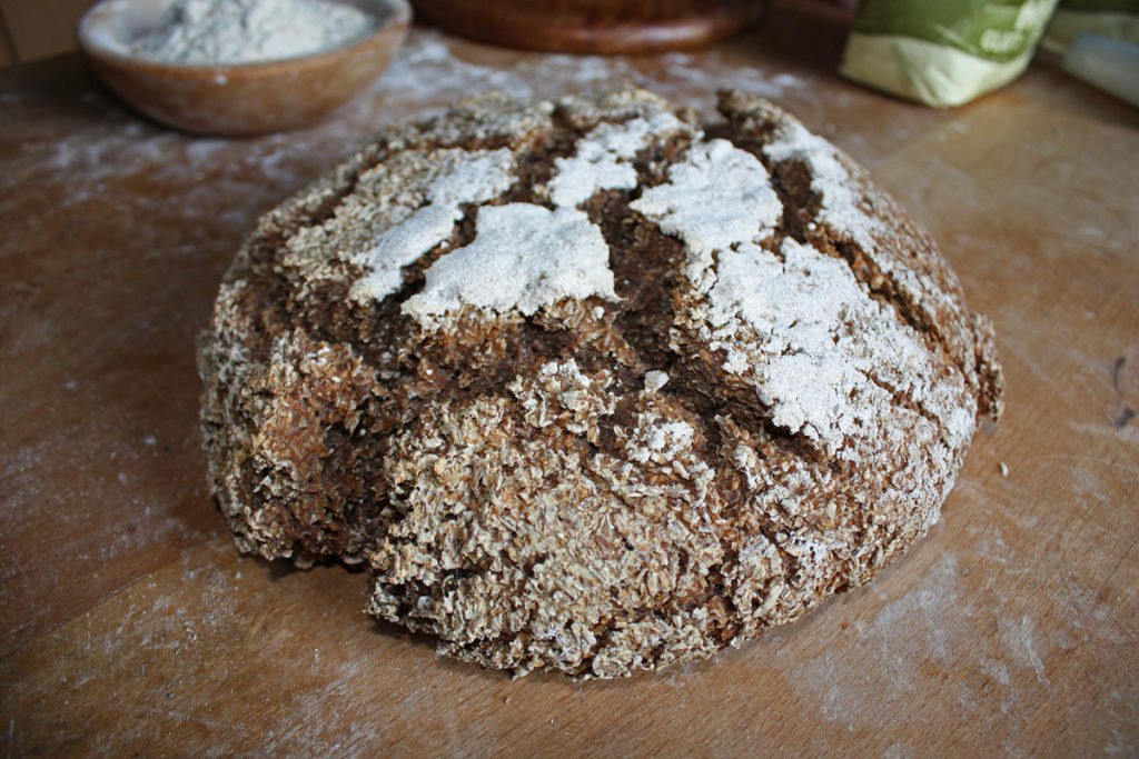 Brot veganes Frühstück Altaussee